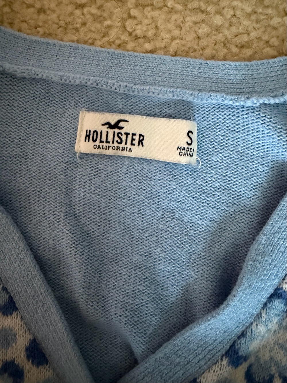 Hollister Light Blue Floral Cardigan - Picture 3 of 3